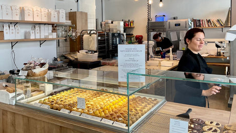 Cossiga stylish FREE-STANDING LP cabinets