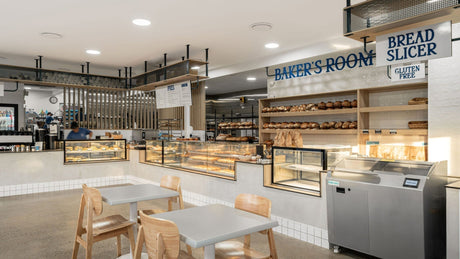 Cossiga making food look great at The Baker's Room in Hervey Bay, Australia! Our COUNTER-TOP GOG (glass-on-glass) range